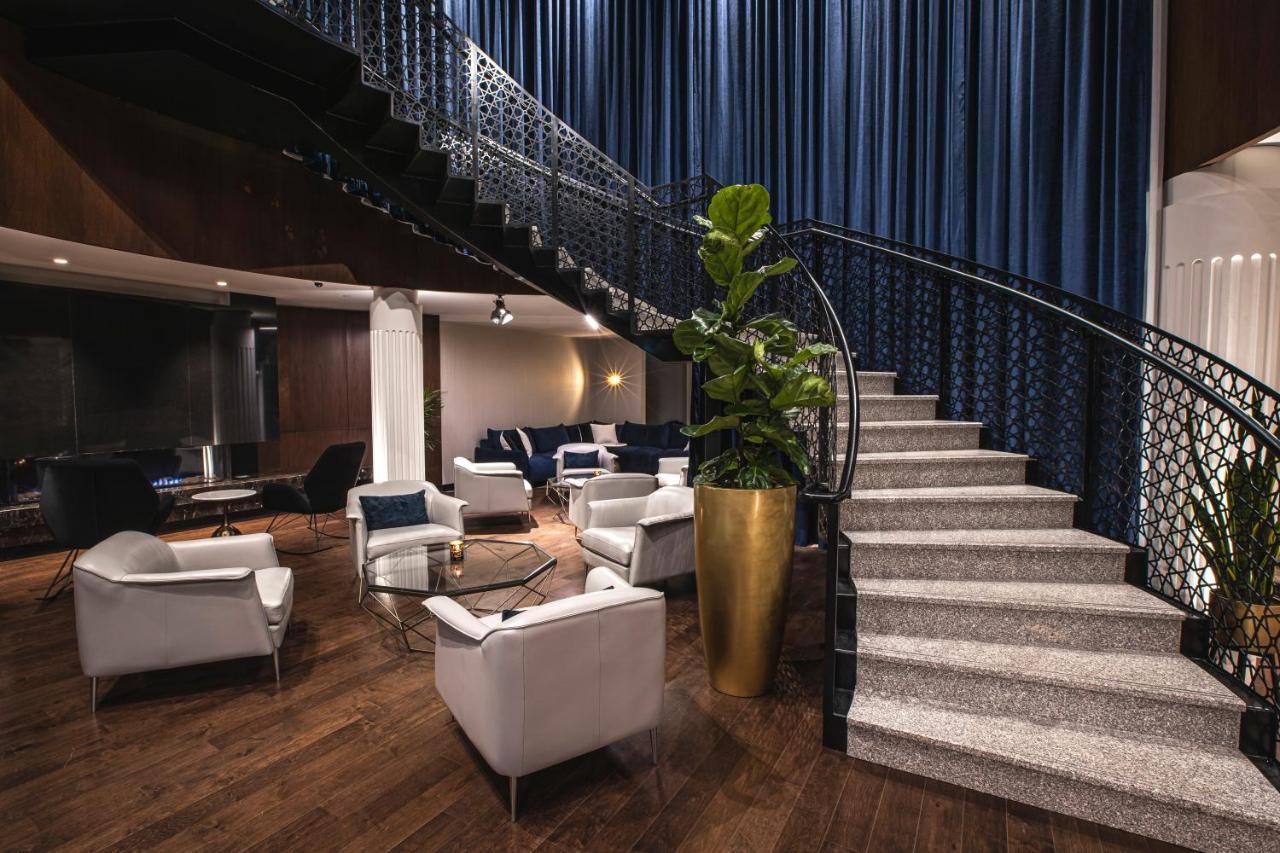 Le Capitole Hotel